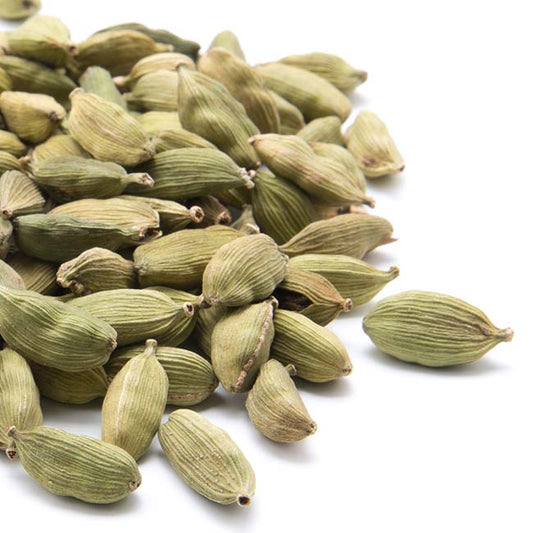 بذور الهيل الأخضر